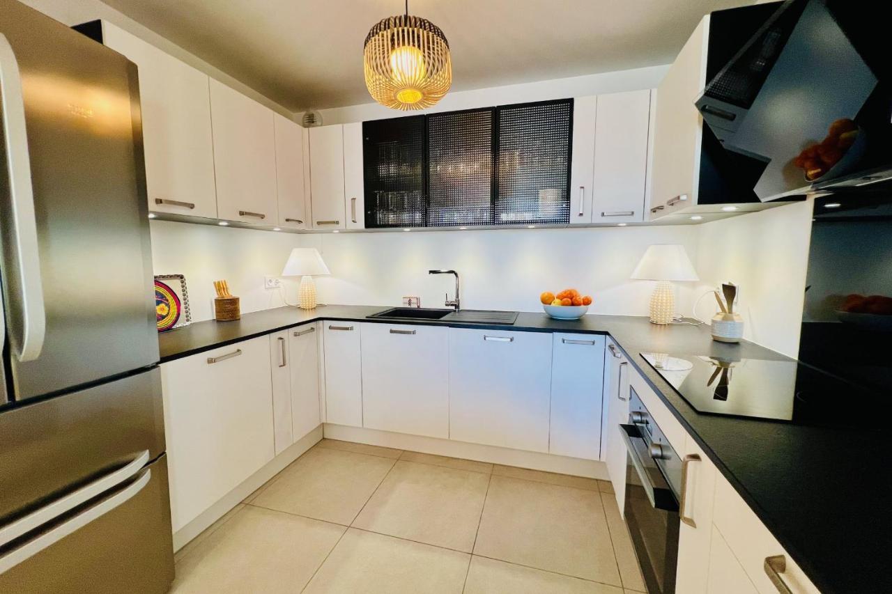 Villa Marie 1 - Superbe Appartement Climatise 2 Chambres Vue Mer 勒格罗-迪鲁瓦 外观 照片